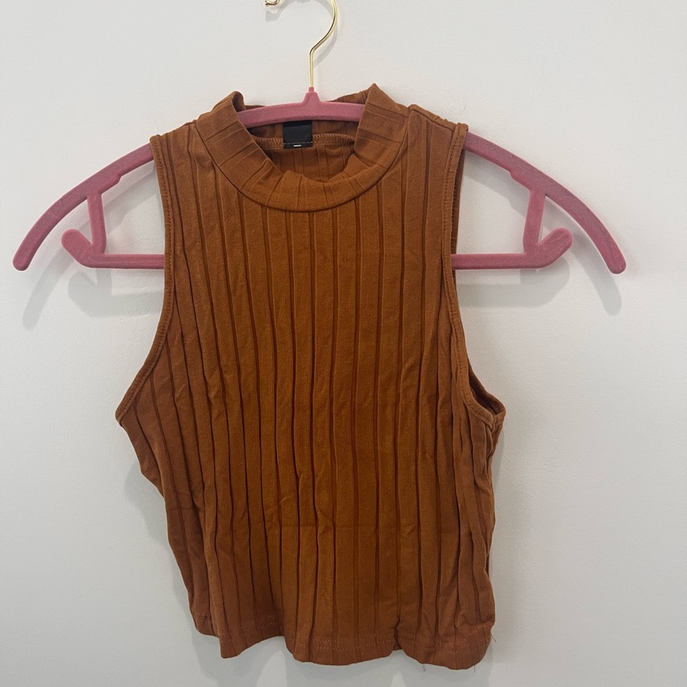 SHEIN Brown Ribbed Crop Tank Top